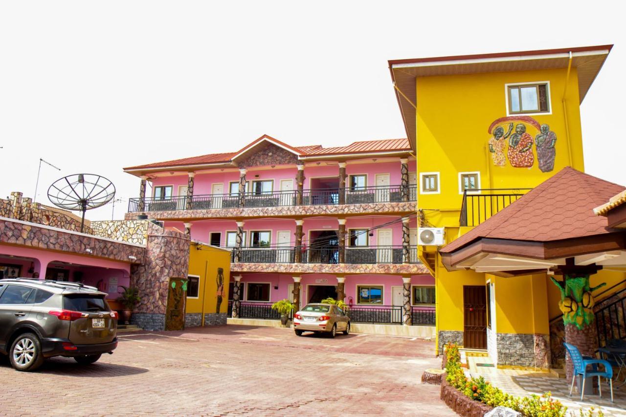 Hilton View Hotel Ogbodjo Exterior photo