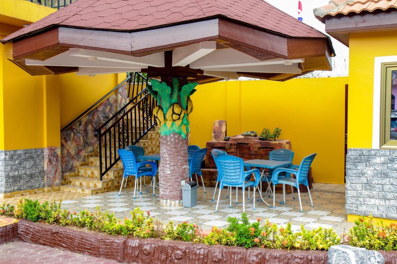 Hilton View Hotel Ogbodjo Exterior photo