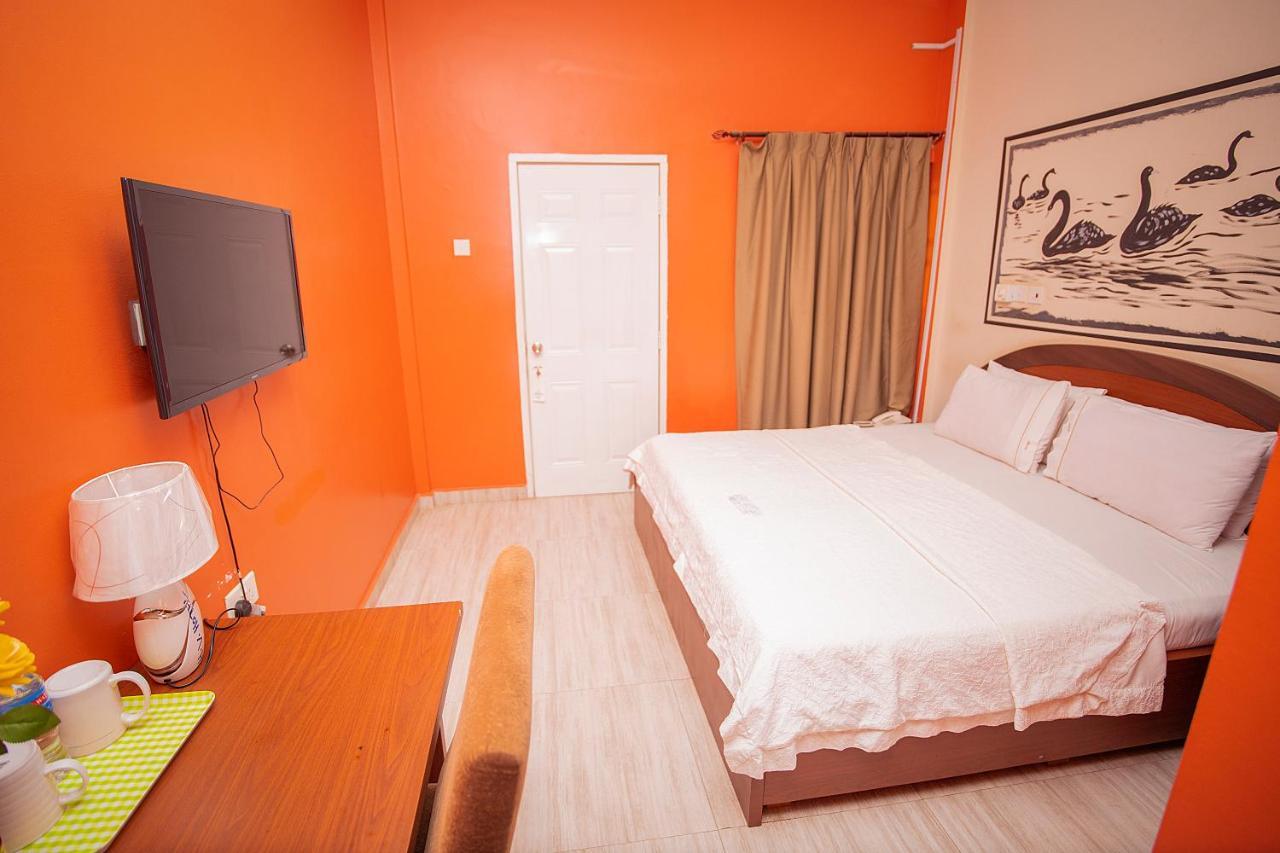 Hilton View Hotel Ogbodjo Exterior photo