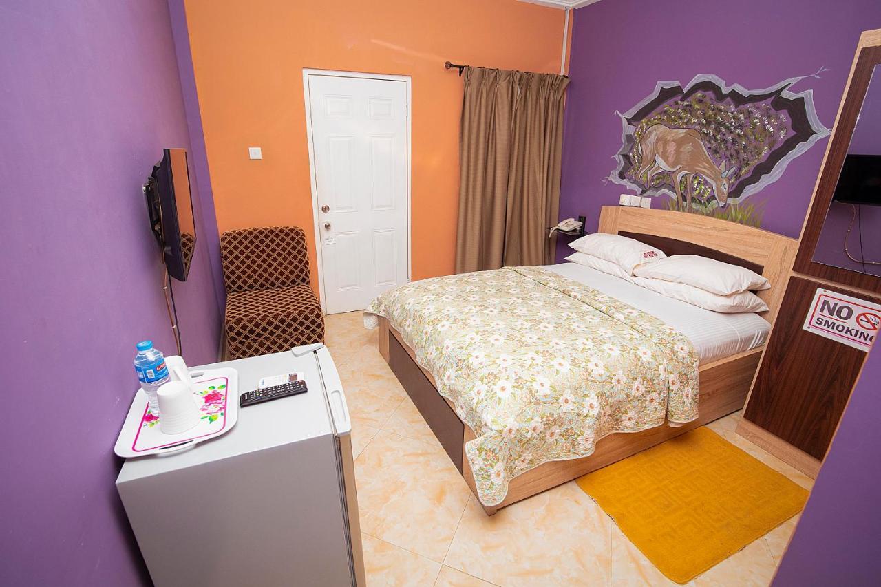 Hilton View Hotel Ogbodjo Exterior photo
