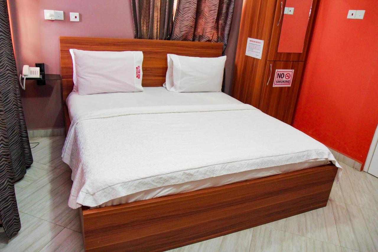 Hilton View Hotel Ogbodjo Exterior photo
