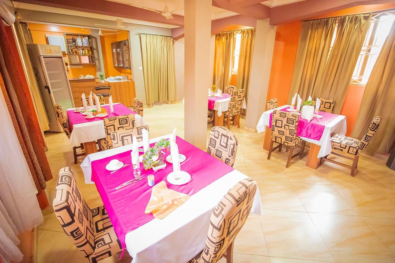 Hilton View Hotel Ogbodjo Exterior photo